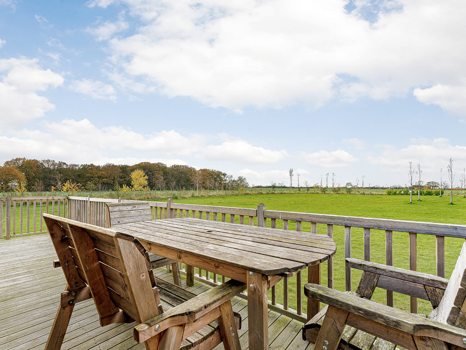 Decking Landal Woodland Lakes